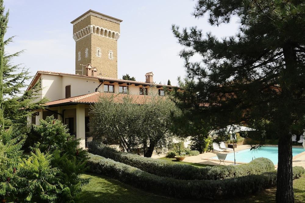 Hotel Rutiliano ปีเอนซา ภายนอก รูปภาพ